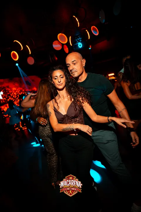 Macarena — 37