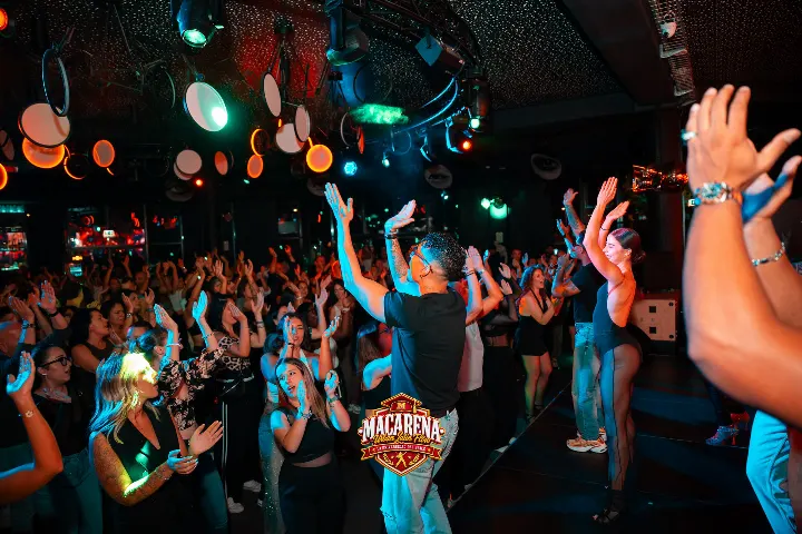 Macarena — 80